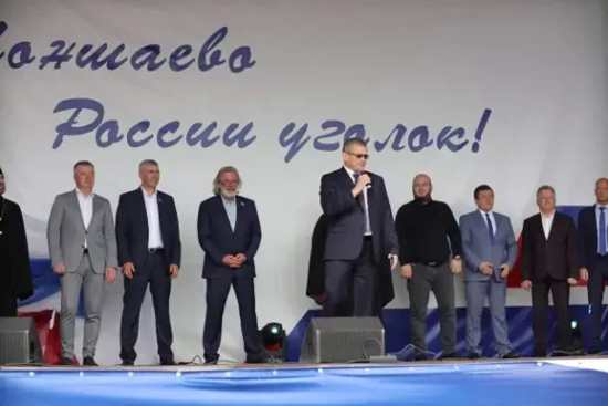 Банников Петр Витальевич принял участие в праздновании  Дня поселка Тоншаево