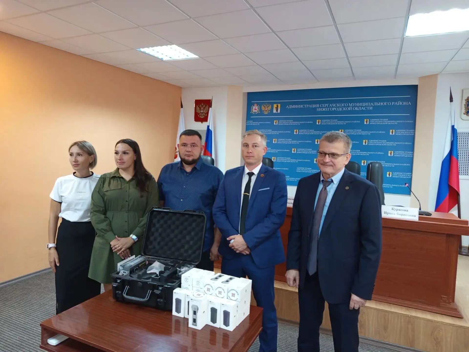 В Сергачском округе прошла передача беспилотника для нужд СВО.