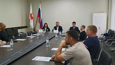 Представители Фонда Народного Единства встретились с предпринимателями Канавинского района.